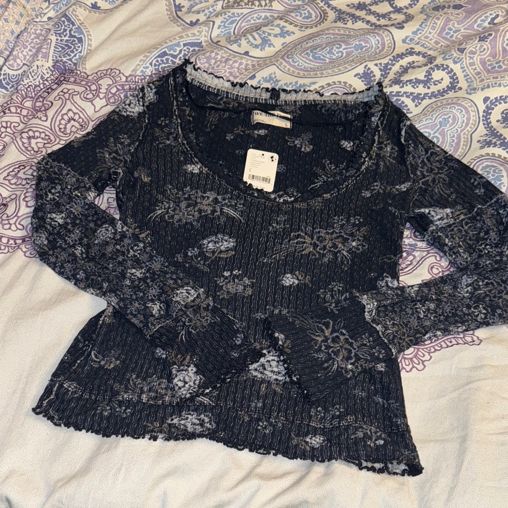 NWT Beautiful We the Free People Navy Floral Long Sleeve Top